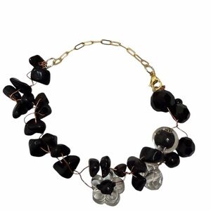 Black Onyx Chip & Clear Flower Wire-Wrapped Bracelet | Gold Tone Chain